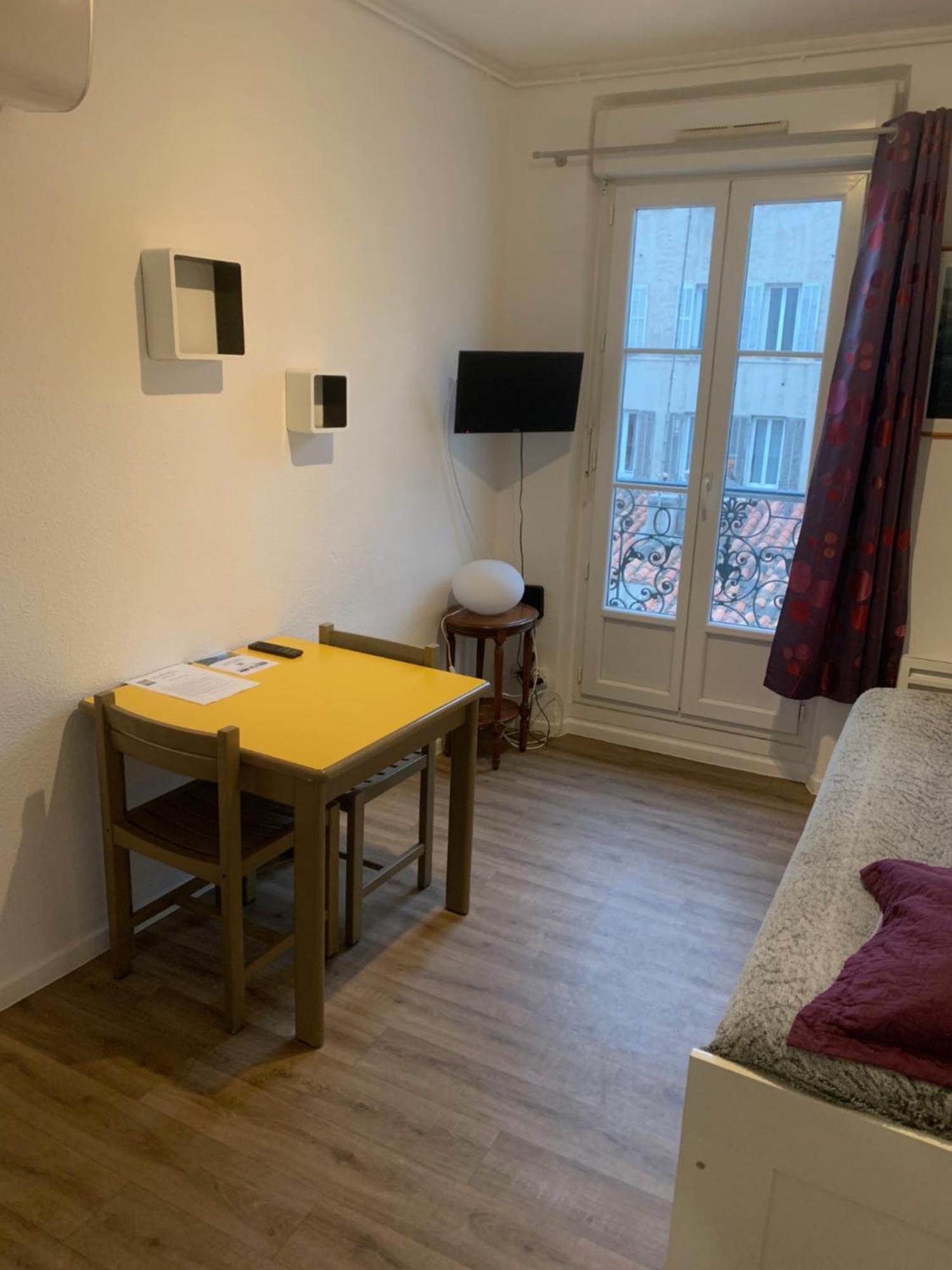 Residence Meublee Services Marseille Bagian luar foto
